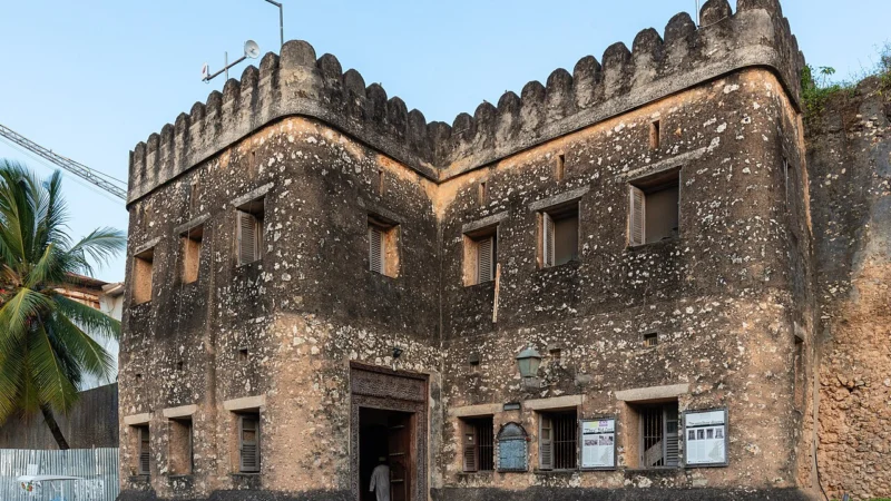 Zanzibar: atrakcje, które naprawdę warto zobaczyć (Stone Town, plaże i nurkowanie)